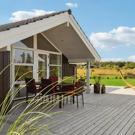 Stunning In With House A Panoramic View *